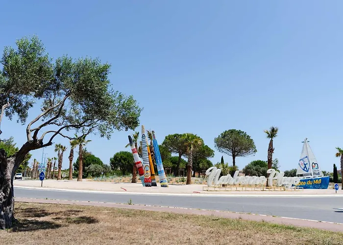 Διαμέρισμα T3 Climatise, Proche Plage, Neuf, Wifi Inclus, Parking Prive - Fr-1-409-230 *